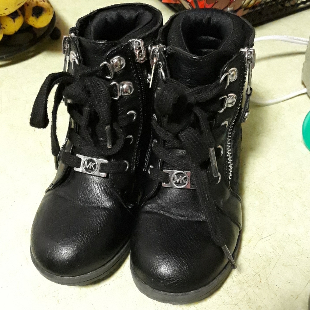 Michael Kors little girl  boots